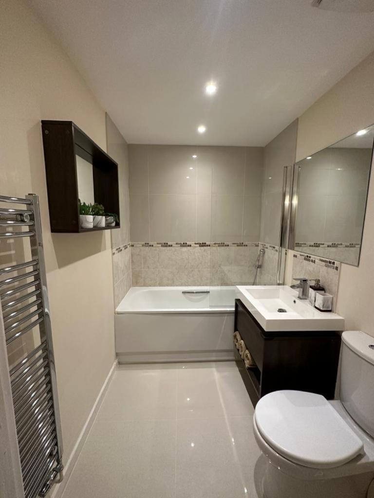 Ferienwohnung Modern Flat Watford  Exterior foto